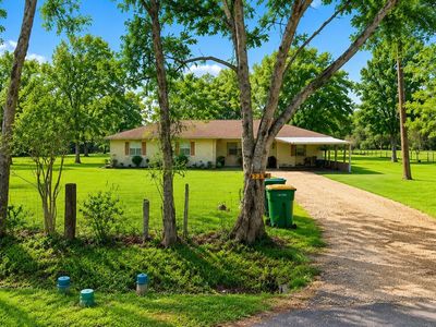 Property at 1003 Martin Luther King Jr Dr, Montgomery, TX