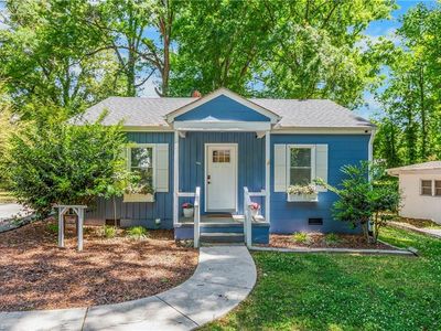 1110 Guyer St