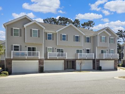 601 Hillside Dr. N #1203