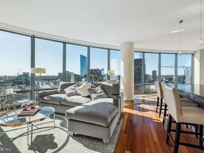 2101 Market St UNIT 2703