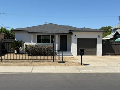 201 Barozzi Ave