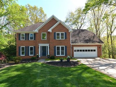 2815 Cambridge Hills Rd