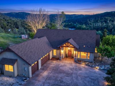 1111 Scott Rd