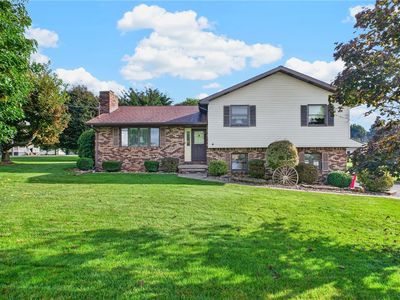 4 Meadow Dr