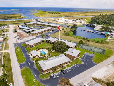 500 N Francisco Street #127