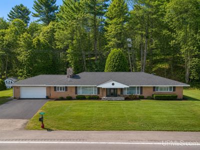 Property at 46581 Us Highway 41, Houghton, MI