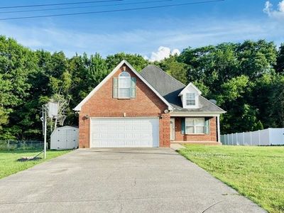9028 Macbeth Dr