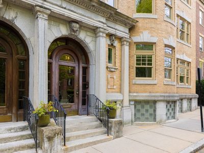 14 Marshal St #1