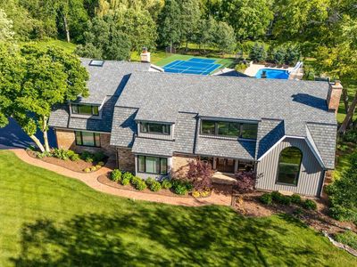 1685 Clover Dr