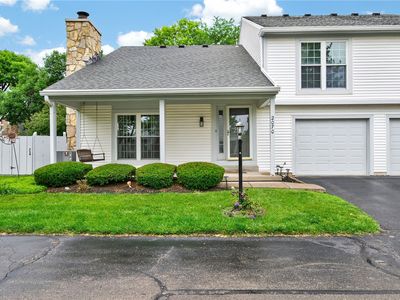 2070 Foxknoll Dr