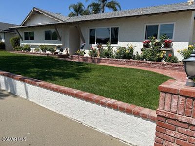 2858 Kadota St