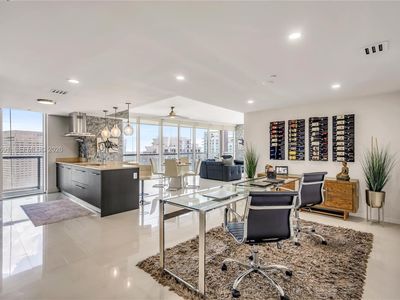 495 Brickell Ave APT 3702