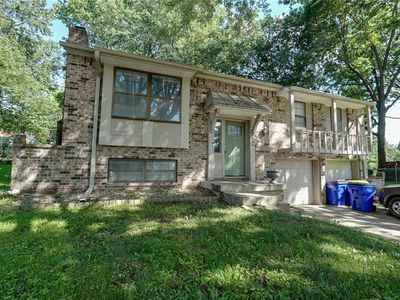 604 NW Canterbury Rd