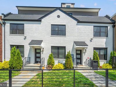 1130 Penn St NE APT 6