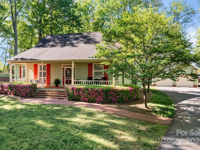 101 Blueberry Hill Dr