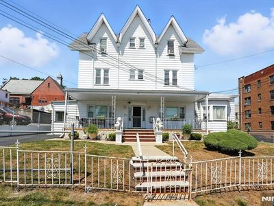 34 Pennington Ave
