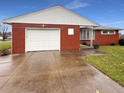 Property at 8668 Ethel Dr, Girard, PA