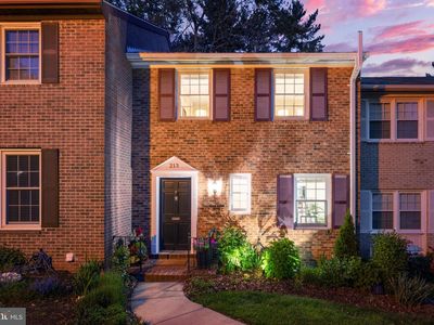 213 Commons Dr NW