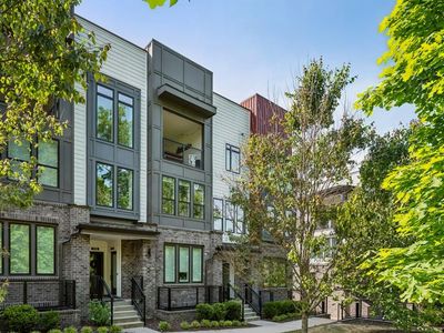 407 Pratt Dr SE #1104