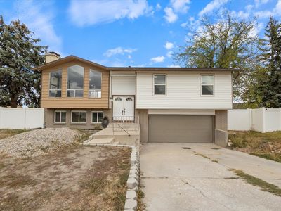 3818 W Edgewater Cir