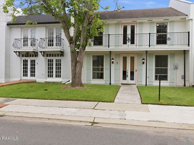 2 Courtyard Cir