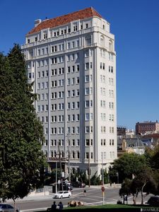 2500 Steiner St UNIT 3