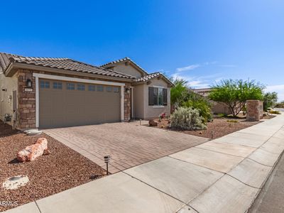 26753 W Zachary Dr