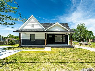 507 E Inskip Dr