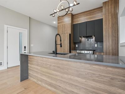 68 Thorne St #1