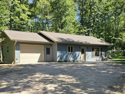5700 Breezy Pine Rd