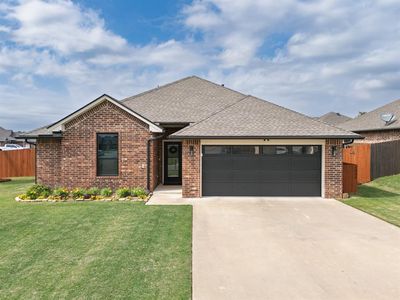 1922 Glenbrook Dr