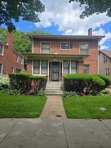 7021 S Cregier Ave