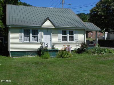203 Klepper Ln