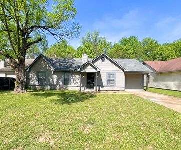 5138 Chantilly Dr