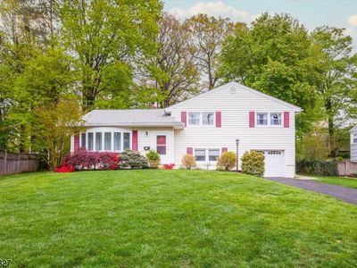 10 Ridge Way
