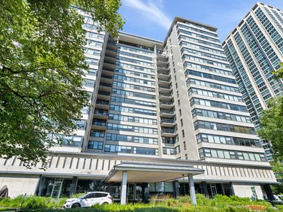 3440 N Lake Shore Dr APT 17F