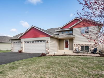 1202 Prairie Ridge Ln