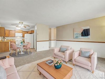 3124 S Wheeling Way Bldg 209 #311