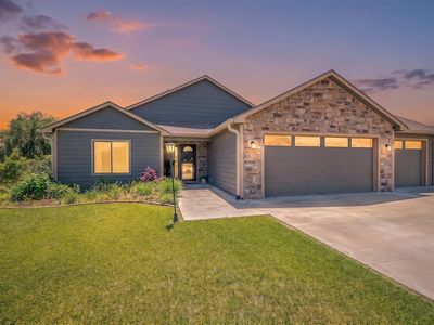 8892 Regina Ln