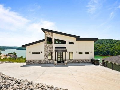 502 Cameron Loop
