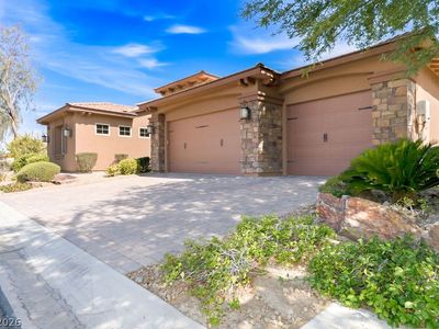 6535 Lyon Estates Ave
