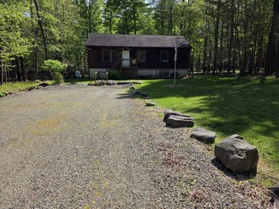 1037 Maplewood Dr
