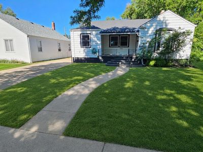305 Euclid St