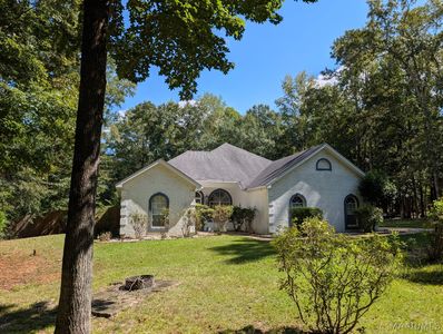 Property at 127 Forest Brook Dr, Deatsville, AL