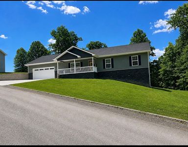 110 Gladys Ln