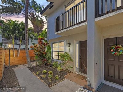 1917 NE 3RD ST UNIT 111