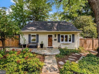 3200 Burgundy Rd