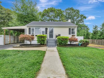 12 Dover Avenue