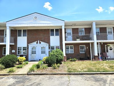 800 Locust St APT 3