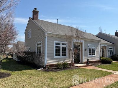 71 Winthrop Rd